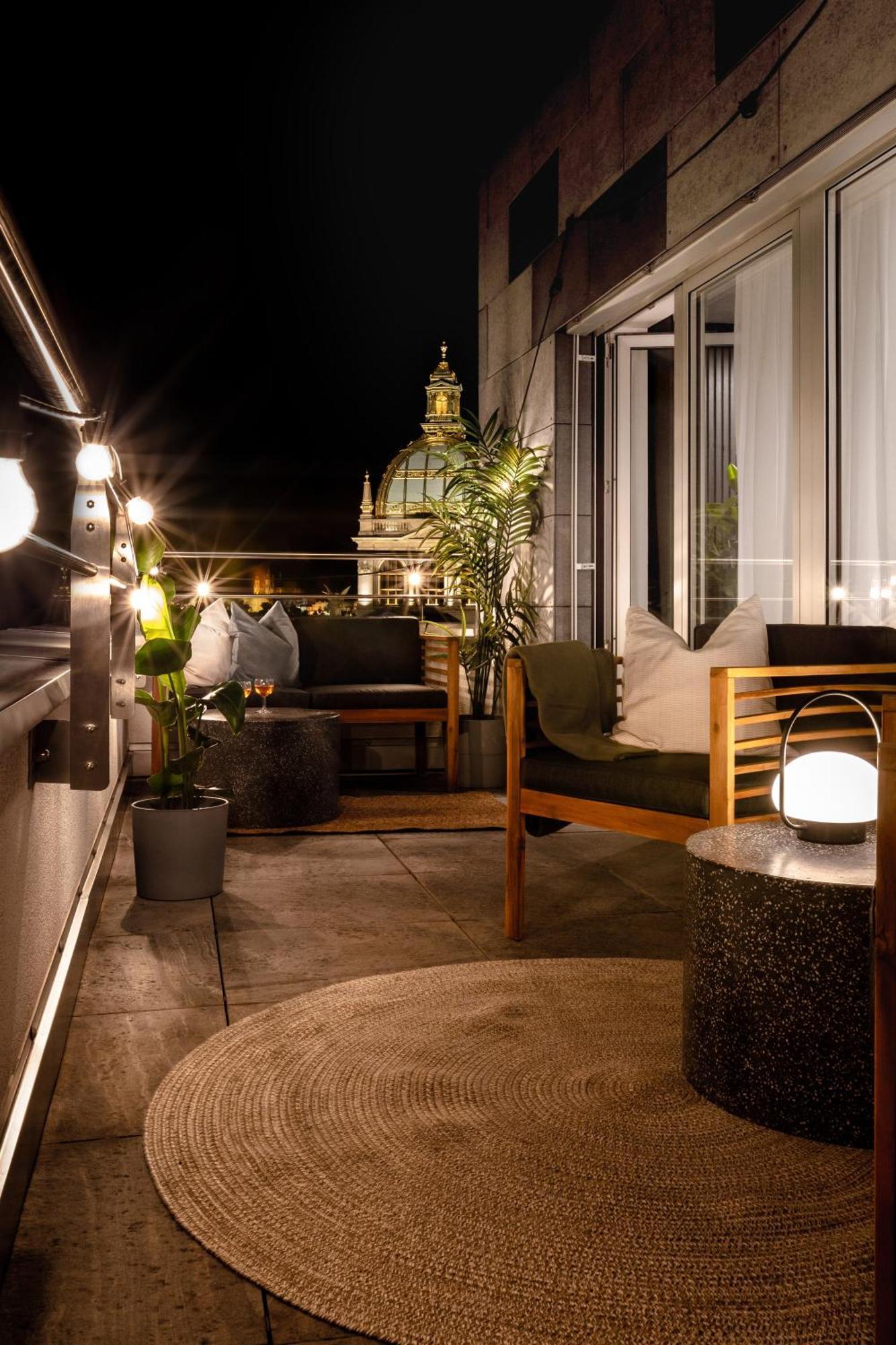 Turnkey I Central Apartment With Terrace Praga Exterior foto